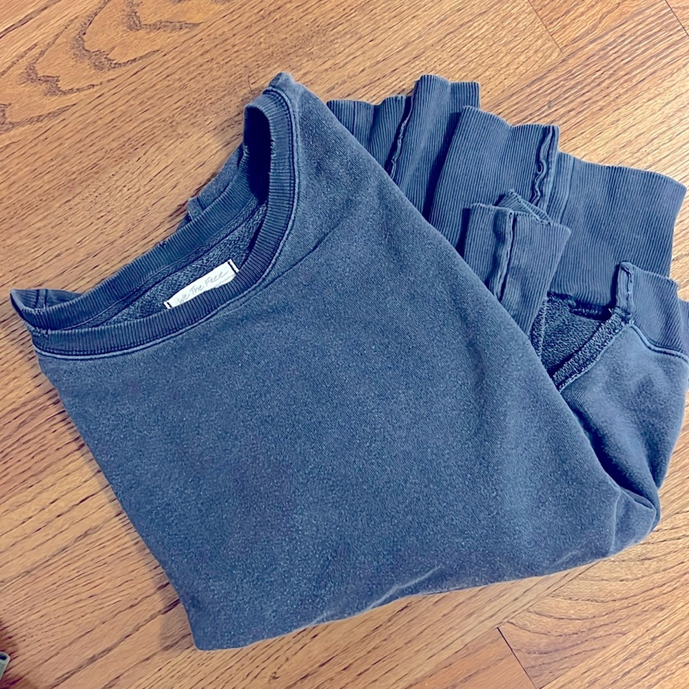 Free People L Sweatshirt Navy